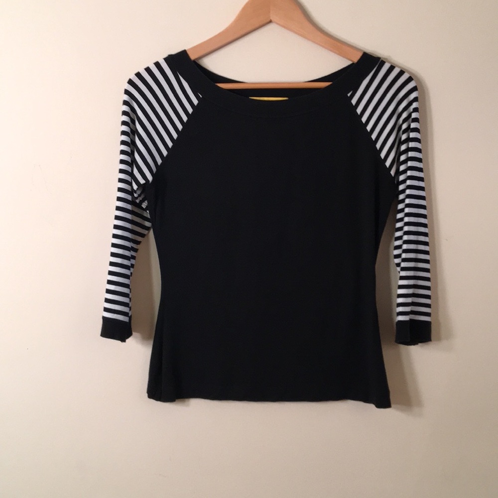 St. John Black And White Striped 3/4 Sleeve Top